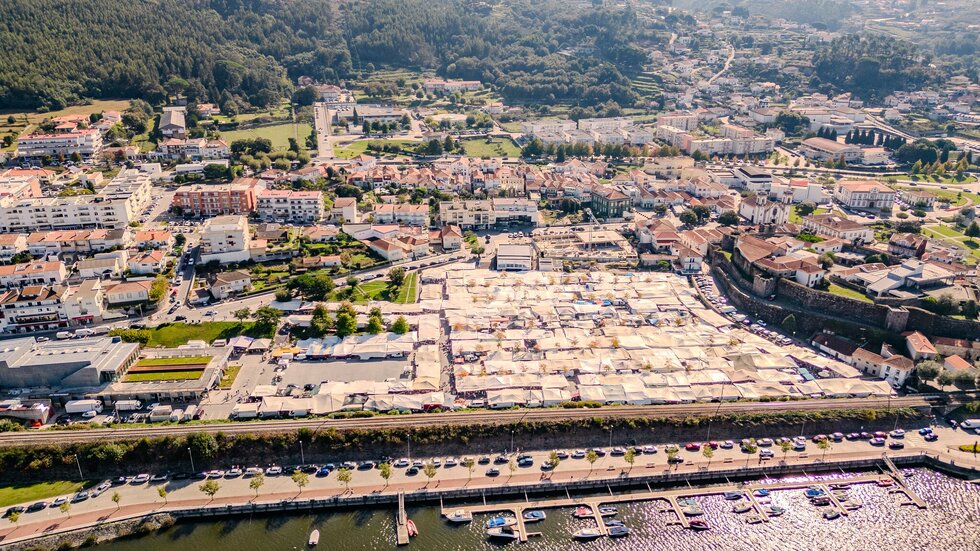 Município de Cerveira mantém redução de taxas para feirantes em 2026